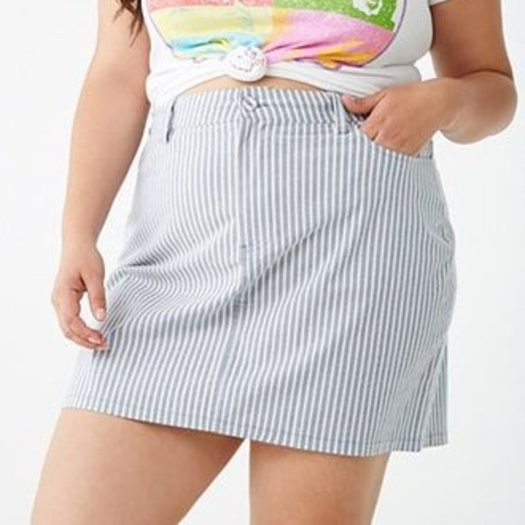 F21 Plus Size Blue & White Striped Skirt - Picture 1 of 6